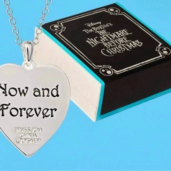 ✨LOW START 💕Disney Nightmare Before Christmas Necklace 🧑🏻🎄 - Picture 2 of 3